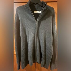 PERRY ELLIS
FULL ZIP SWEATER
SIZE LARGE